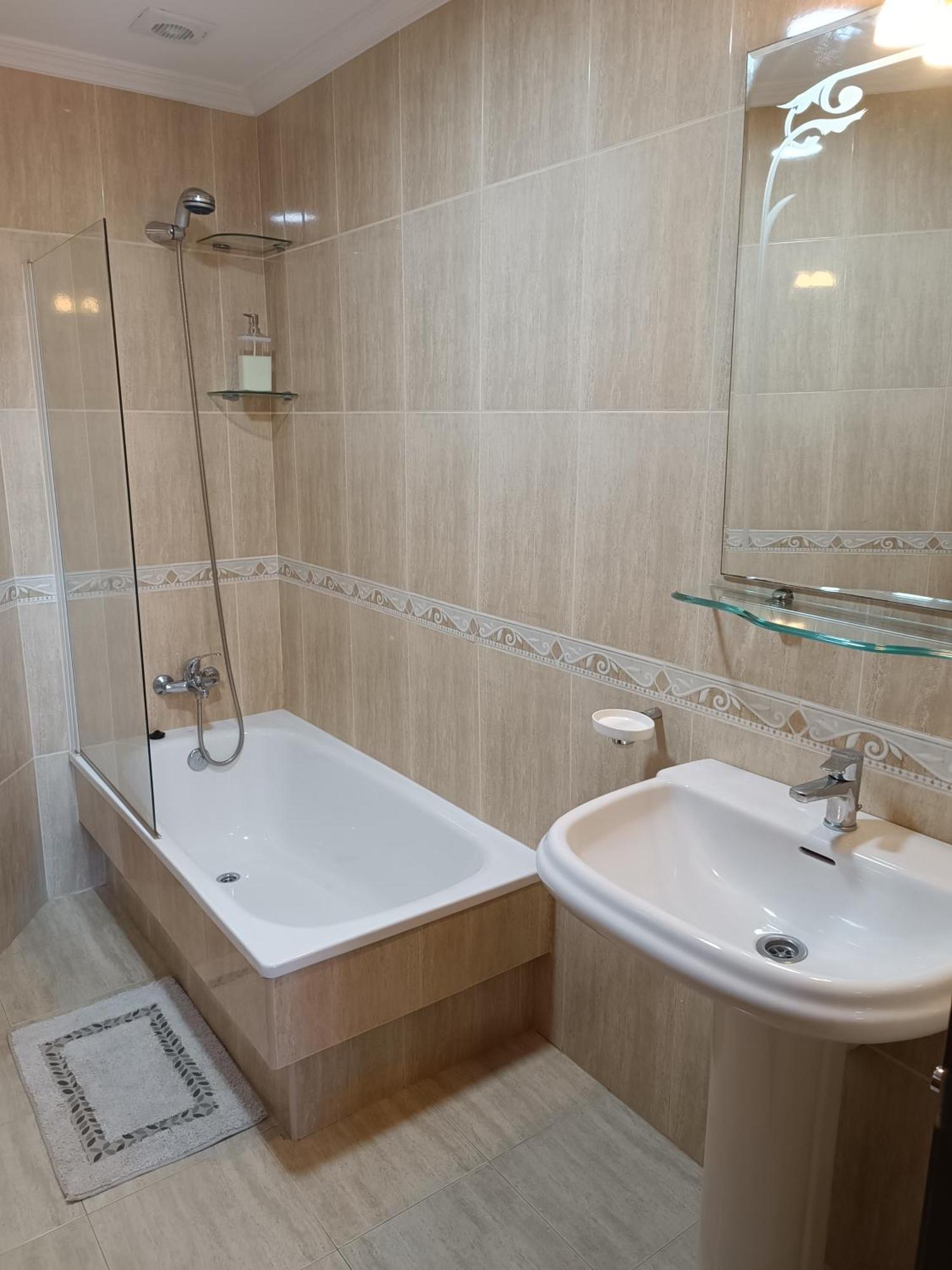Atico Con 3 Habitaciones En Poio Luaran gambar